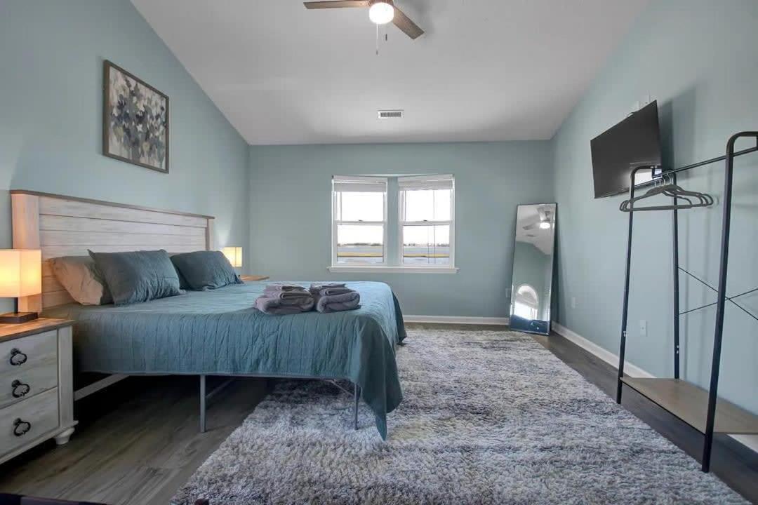 Surf City Serene Waterfront Vacation Home Bagian luar foto